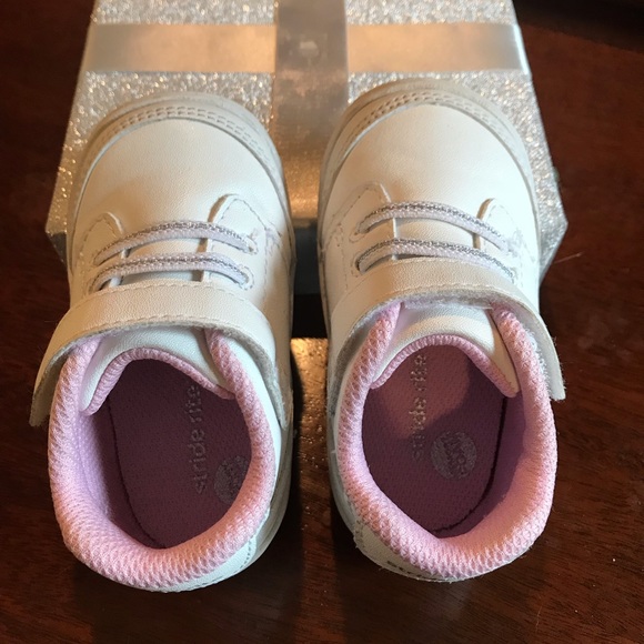 ✔️SOLD✔️{Stride Rite, 4} walker baby/toddler shoes - Picture 7 of 8